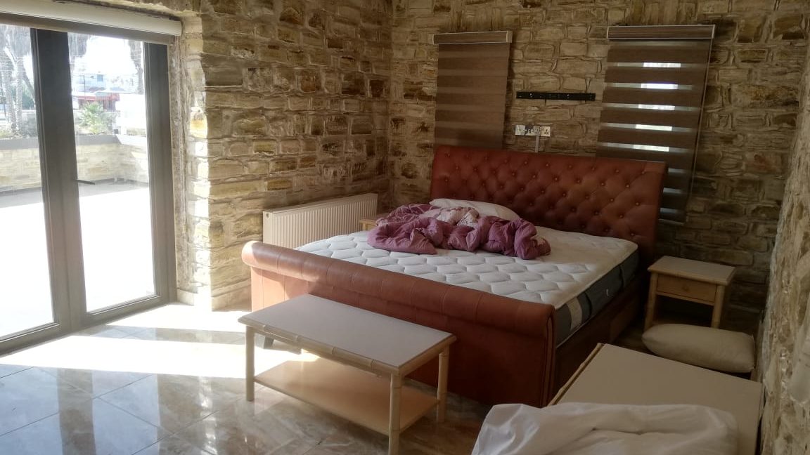 c272af89-1a17-49c6-85e4-7c84b4cf8010